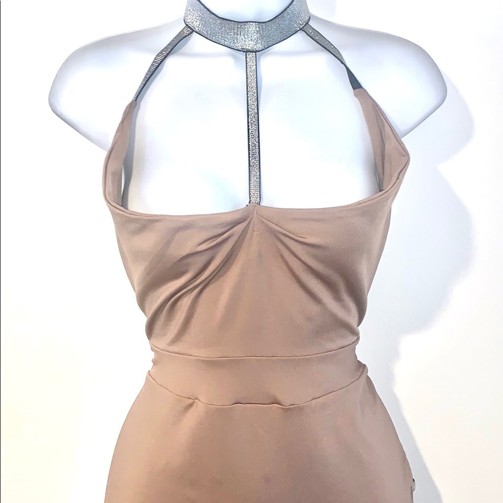 Backless Dress - Picture 3 of 4